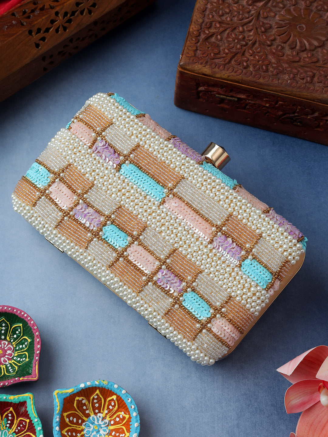 RABIA BEADED CREAM JUTTI CLUTCH COMBO