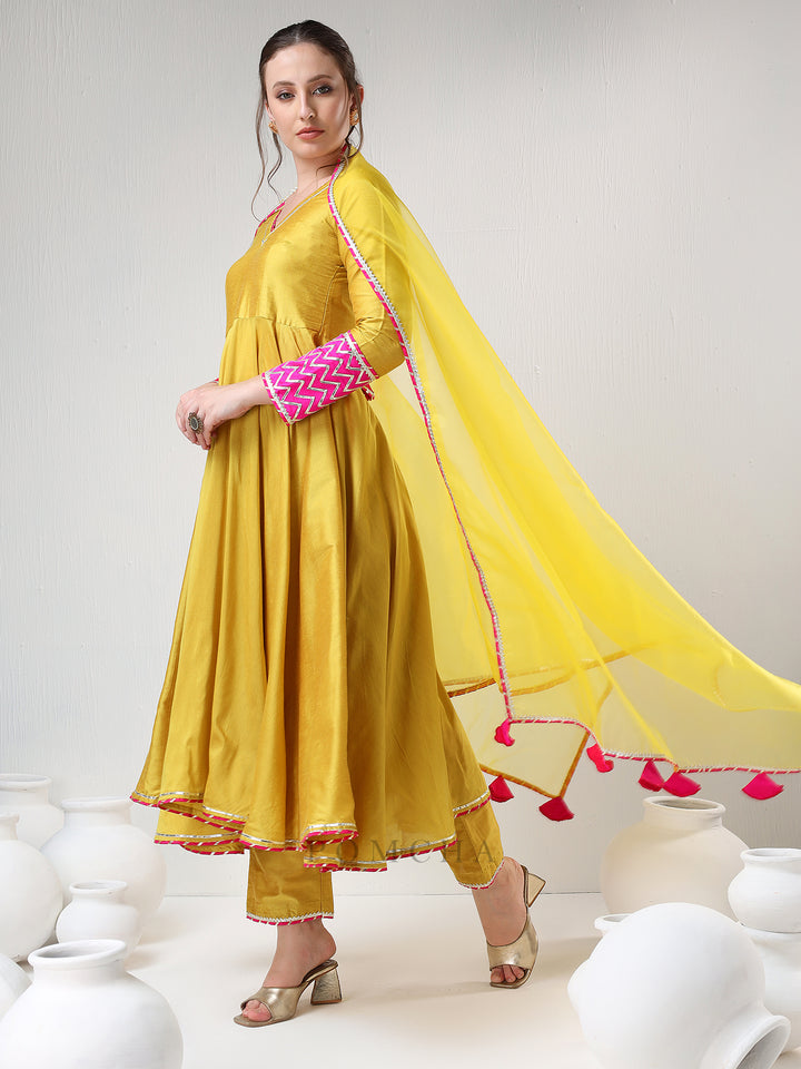 SADABHAR YELLOW COTTON SILK GOTTA WORK ANARKALI SET