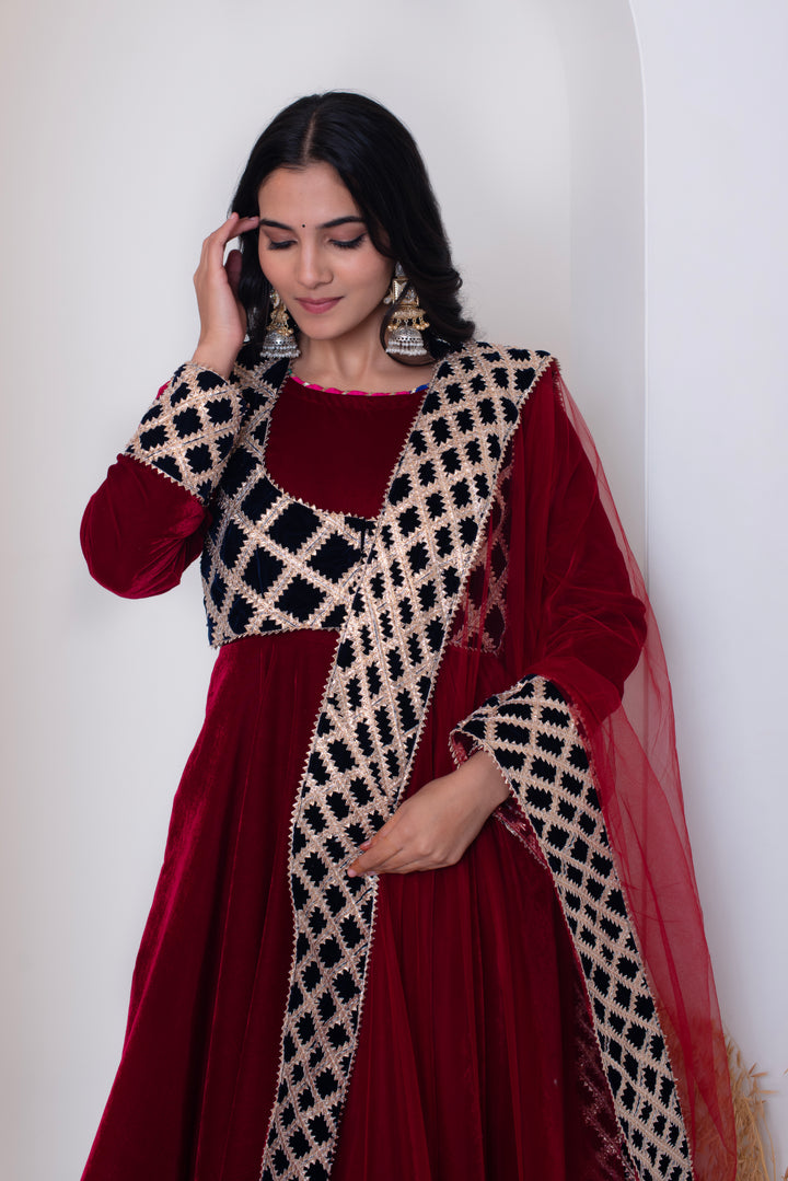 GHAZAL MAROON VELVET GOTA PATTI ANARKALI SET WITH VELVET VEST AND SOFT NET DUPATTA