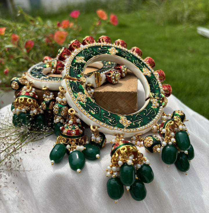 JADAU KUNDAN BANGLES WITH LATKAN