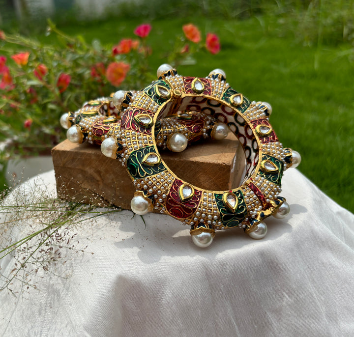 NAZAKAT KUNDAN MEENA BANGLES