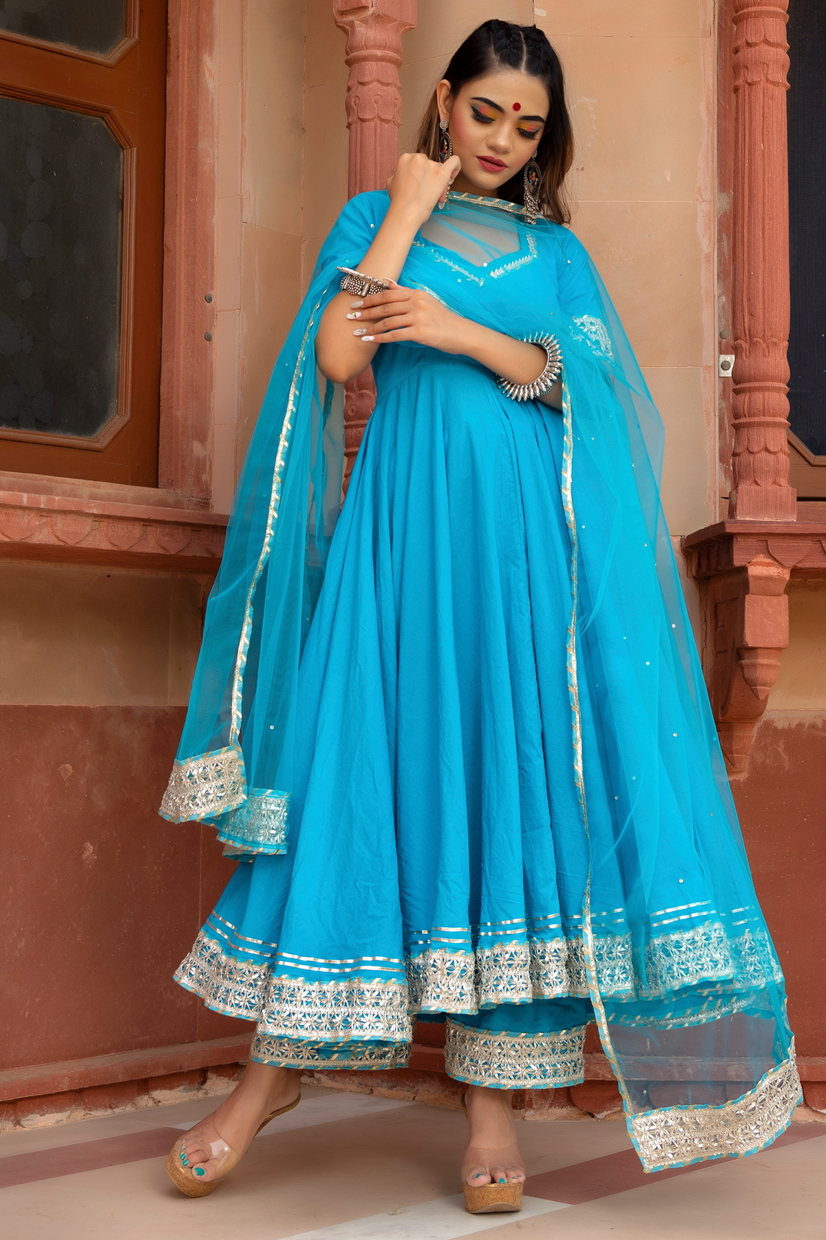 Sky Blue Colour Dress And Colour Combination | Top 20 Ferozi Colour  Combination For Punjabi Suits… | Blue contrast color, Blue colour dress, Blue  color combinations