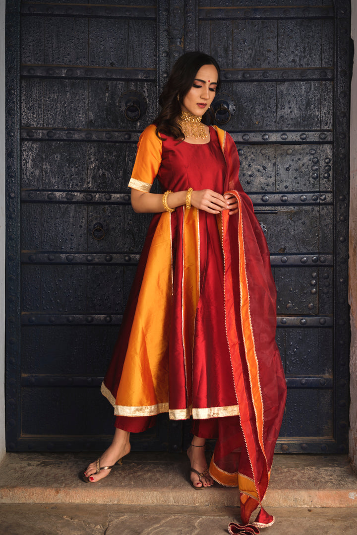 Double Shade Taffeta Anarkali Set - Pomcha Jaipur